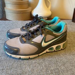 Nike air max running shoe